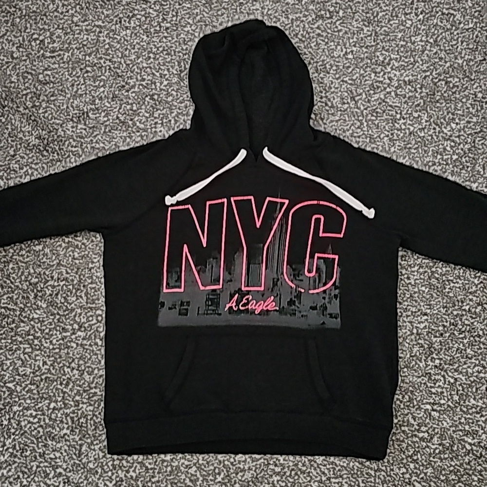 American Eagle Women's NYC Hoodie